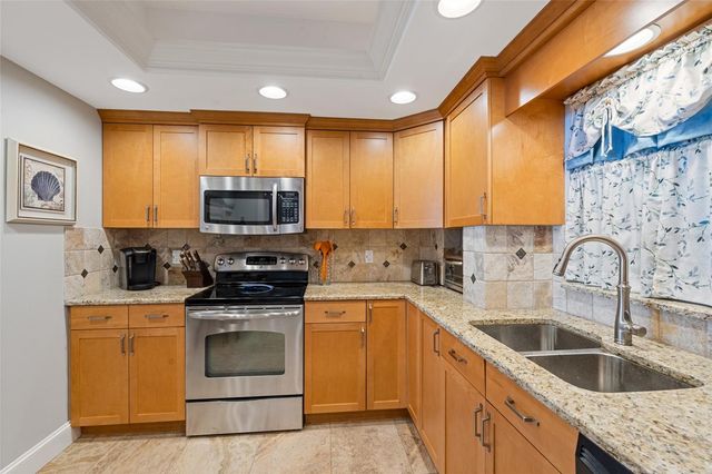 4950 GULF BOULEVARD 605, St Pete Beach, FL 33706