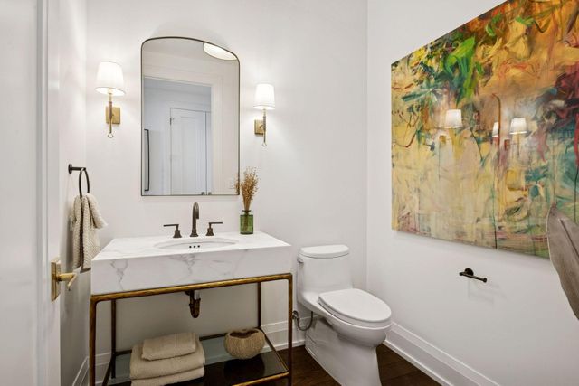 1111 W River Parkway 34A, Minneapolis, MN 55415