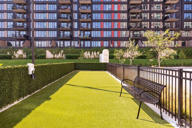 1111 W River Parkway 34A, Minneapolis, MN 55415