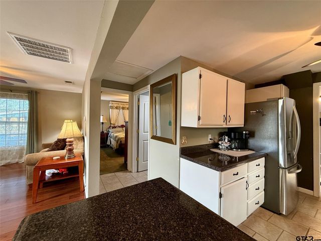 509 Sherman Street, Winnsboro, TX 75494