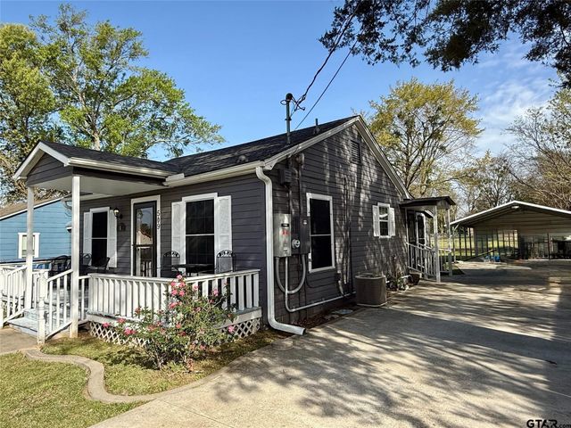 509 Sherman Street, Winnsboro, TX 75494