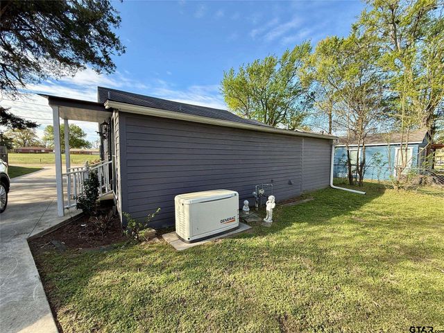 509 Sherman Street, Winnsboro, TX 75494