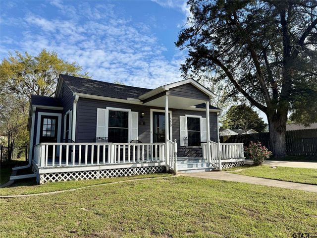 509 Sherman Street, Winnsboro, TX 75494