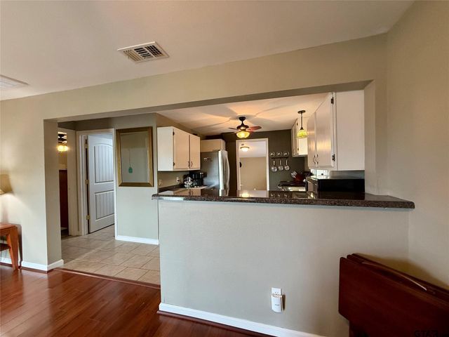 509 Sherman Street, Winnsboro, TX 75494