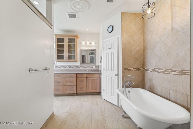 2305 RANGE CRESCENT Court, Fleming Island, FL 32003