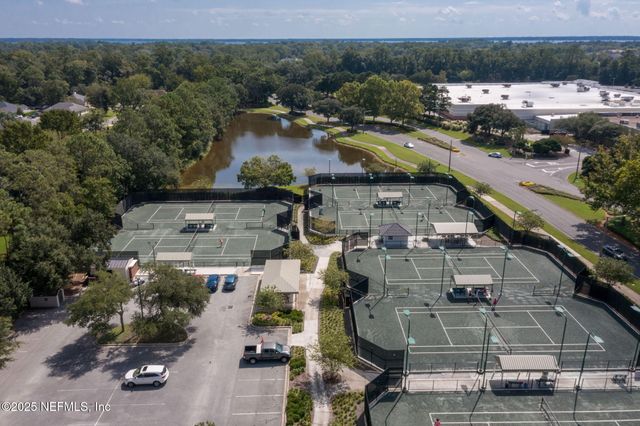 2305 RANGE CRESCENT Court, Fleming Island, FL 32003