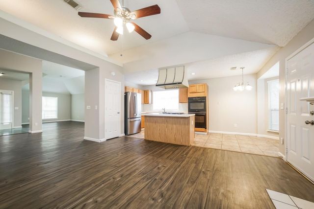 1638 Rushworth Drive, Houston, TX 77014