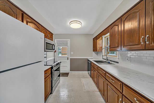 2409 Rollingwood DR, Salem, VA 24153