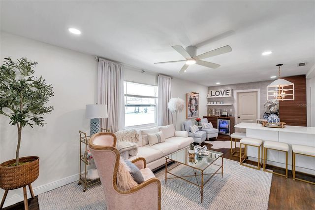 4019 W BAY TO BAY BOULEVARD, Tampa, FL 33629