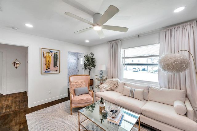 4019 W BAY TO BAY BOULEVARD, Tampa, FL 33629