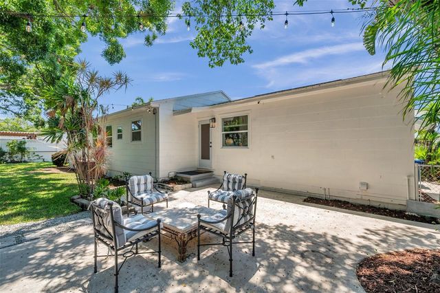 4019 W BAY TO BAY BOULEVARD, Tampa, FL 33629