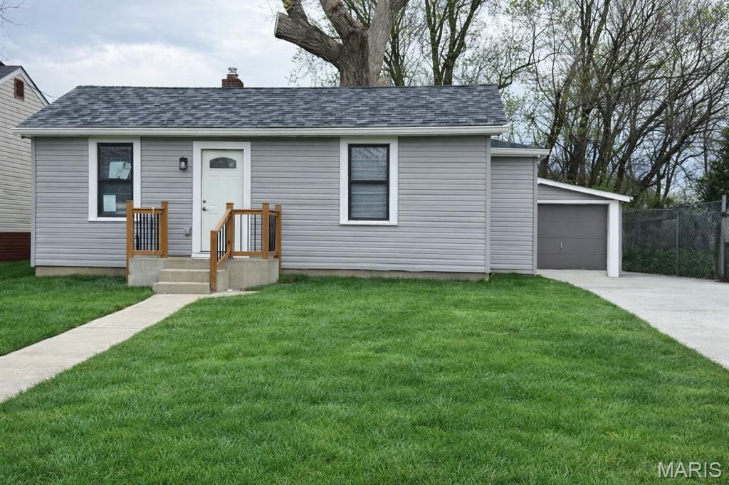 6226 Garfield Avenue, Berkeley, MO 63134