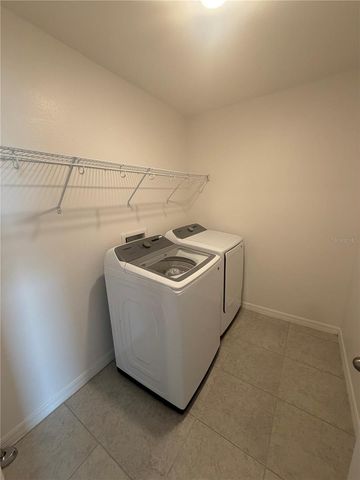 3883 ACADEMIA AVE AVENUE, Lakeland, FL 33803