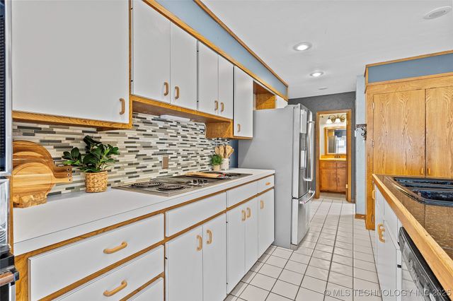 141 G Street SW, Ardmore, OK 73401