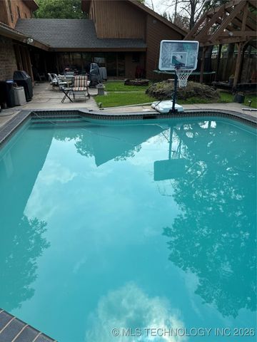 141 G Street SW, Ardmore, OK 73401