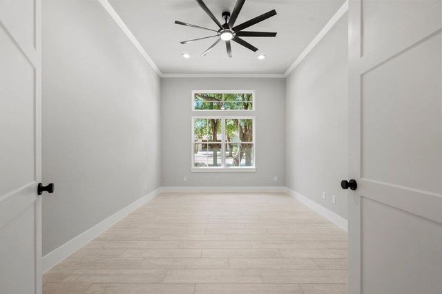 6 Sonata Cir, Wimberley, TX 78676