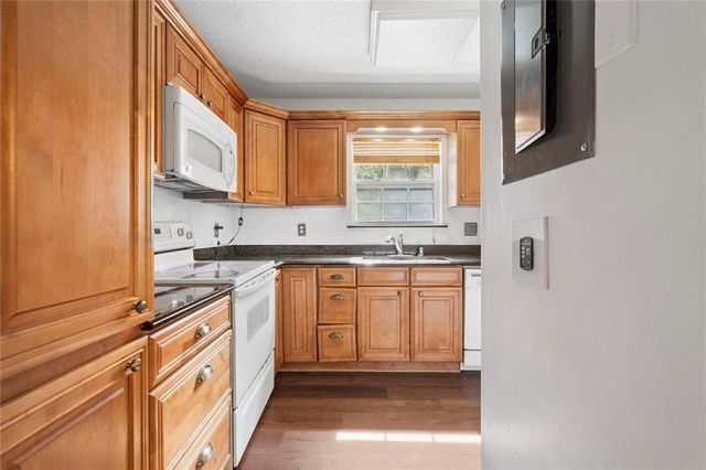 759 Coventry Township Place, Marietta, GA 30062