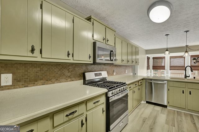 300 Briarwood Road, Tyrone, GA 30290