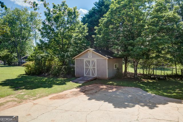 300 Briarwood Road, Tyrone, GA 30290