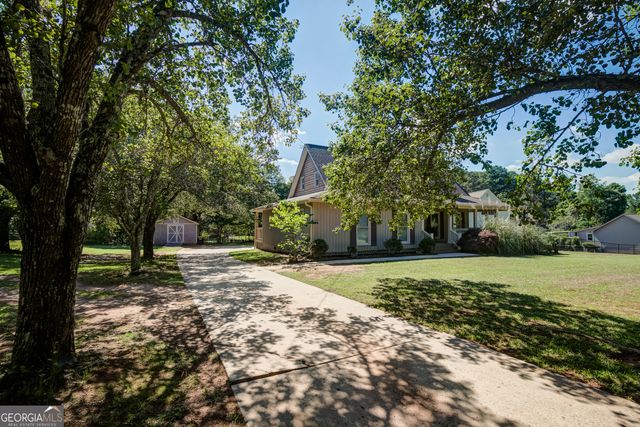 300 Briarwood Road, Tyrone, GA 30290