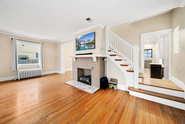 8225 Lake Street, River Forest, IL 60305