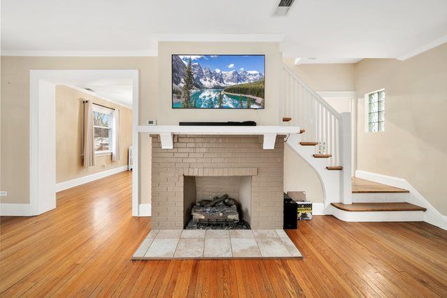 8225 Lake Street, River Forest, IL 60305