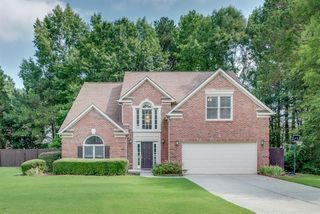 6515 Fairgreen Drive, Suwanee, GA 30024