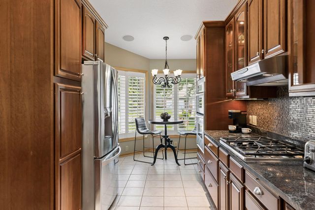 8975 Deer Run Drive, Victoria, MN 55386
