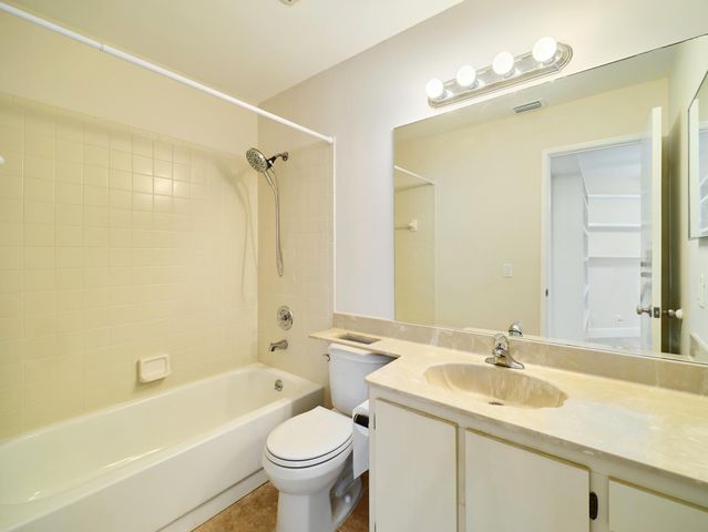 6303 Riverwalk Lane 5, Jupiter, FL 33458