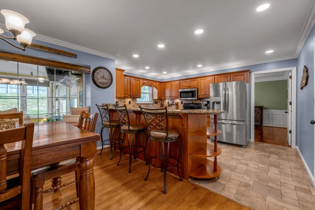 1445 Corona Drive, Lexington, KY 40514