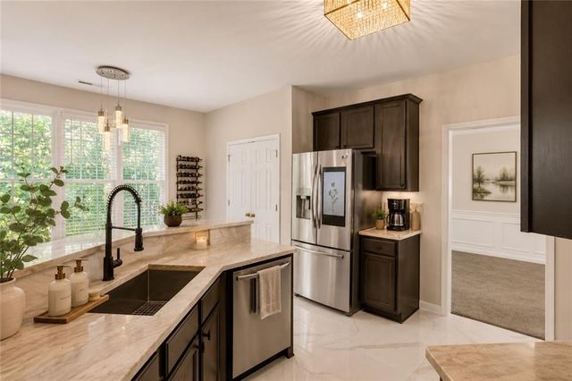 698 Deer Lake Trail, Stone Mountain, GA 30087
