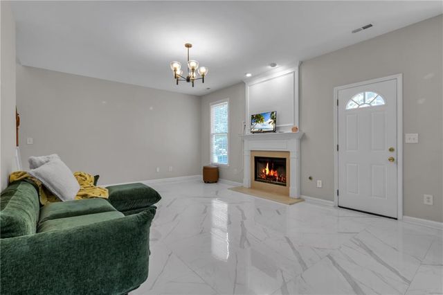 698 Deer Lake Trail, Stone Mountain, GA 30087