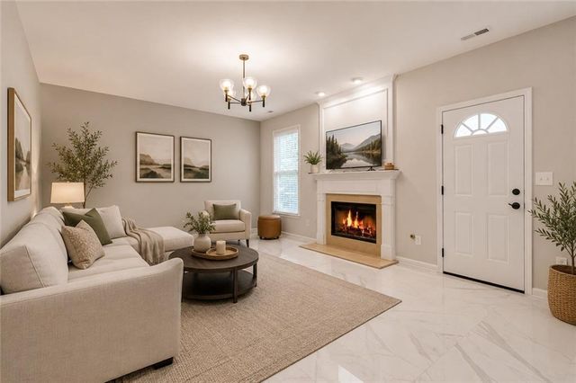 698 Deer Lake Trail, Stone Mountain, GA 30087