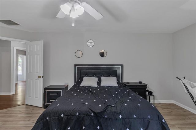 698 Deer Lake Trail, Stone Mountain, GA 30087