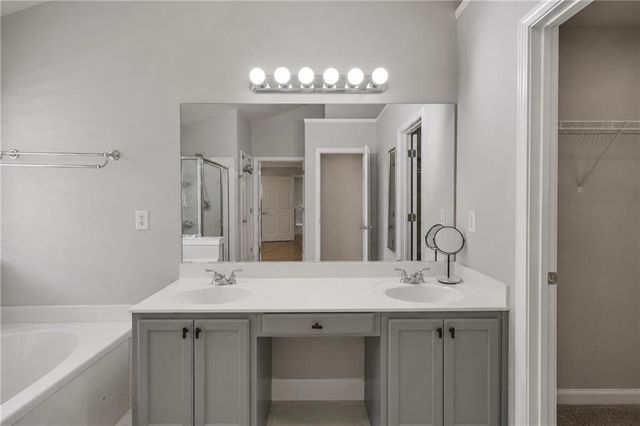698 Deer Lake Trail, Stone Mountain, GA 30087