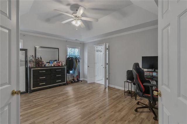 698 Deer Lake Trail, Stone Mountain, GA 30087