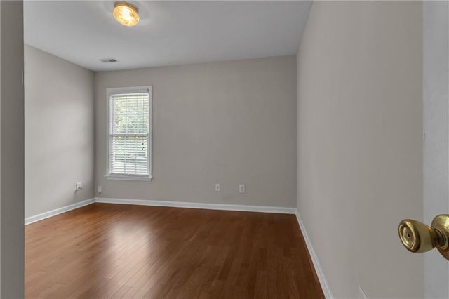 698 Deer Lake Trail, Stone Mountain, GA 30087