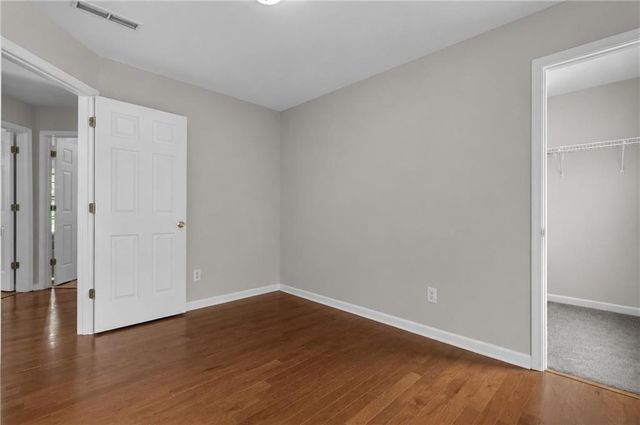 698 Deer Lake Trail, Stone Mountain, GA 30087