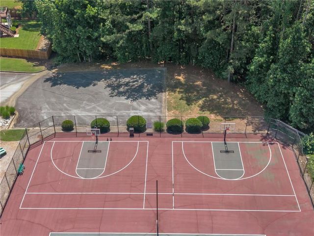 698 Deer Lake Trail, Stone Mountain, GA 30087