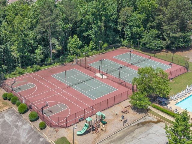 698 Deer Lake Trail, Stone Mountain, GA 30087