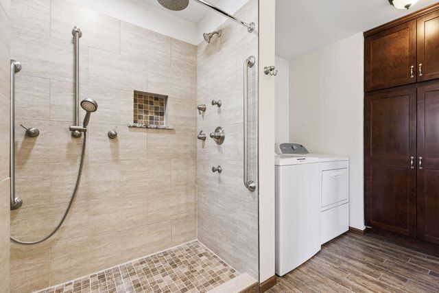 1208 Edgewater Avenue, Arden Hills, MN 55112