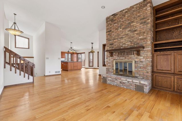 1208 Edgewater Avenue, Arden Hills, MN 55112