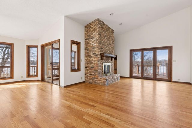 1208 Edgewater Avenue, Arden Hills, MN 55112
