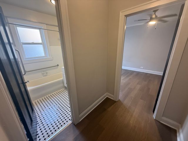 6748 N Ashland Avenue 607, Chicago, IL 60626
