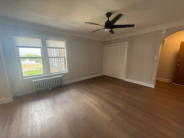 6748 N Ashland Avenue 607, Chicago, IL 60626