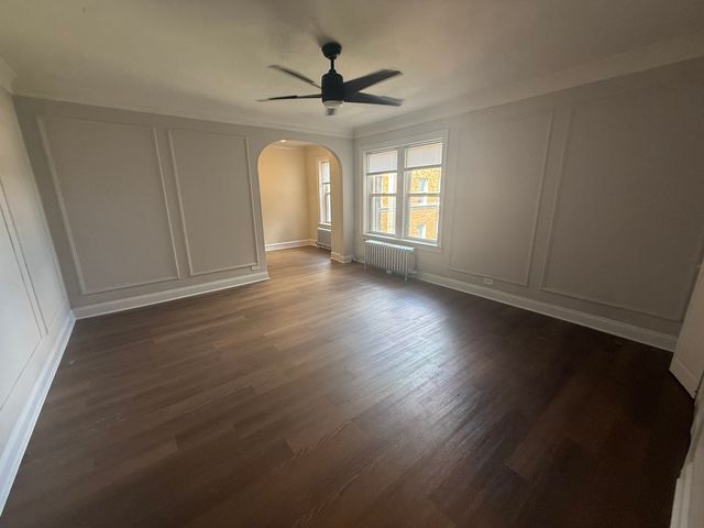 6748 N Ashland Avenue 607, Chicago, IL 60626