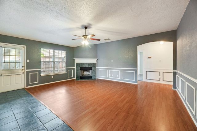 6703 Dusty Ridge Trail, Arlington, TX 76002