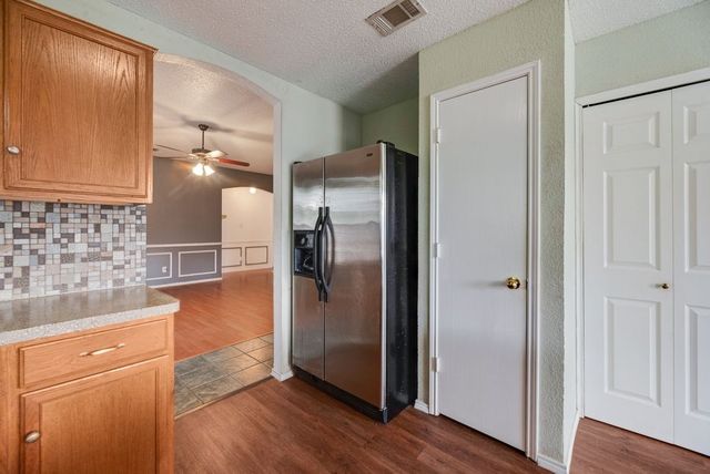 6703 Dusty Ridge Trail, Arlington, TX 76002