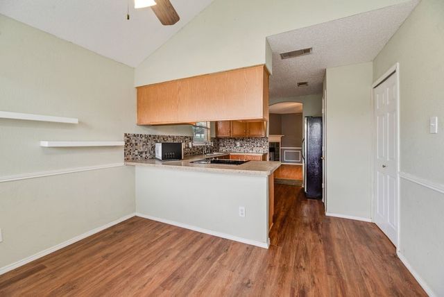 6703 Dusty Ridge Trail, Arlington, TX 76002