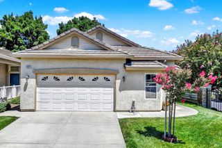 401 Marvin Gardens Dr, Vacaville, CA 95687